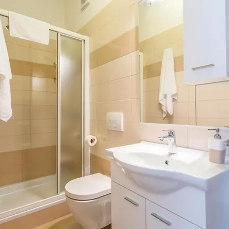 Apartmani Bezmalinovic Bol Exterior photo