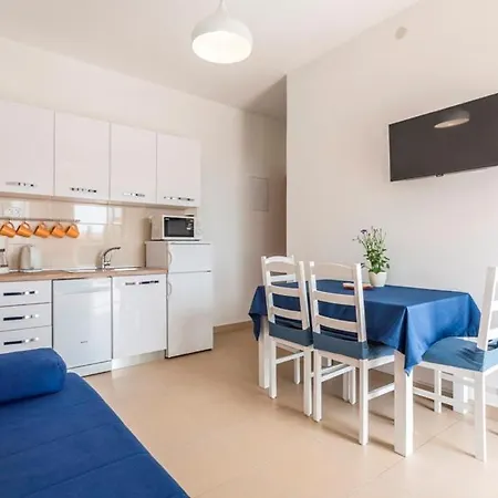 Apartmani Bezmalinovic Bol Exterior photo