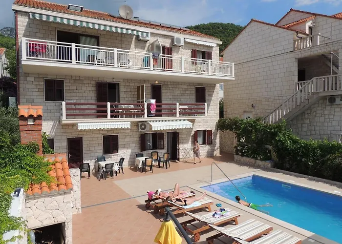 Apartmani Bezmalinovic