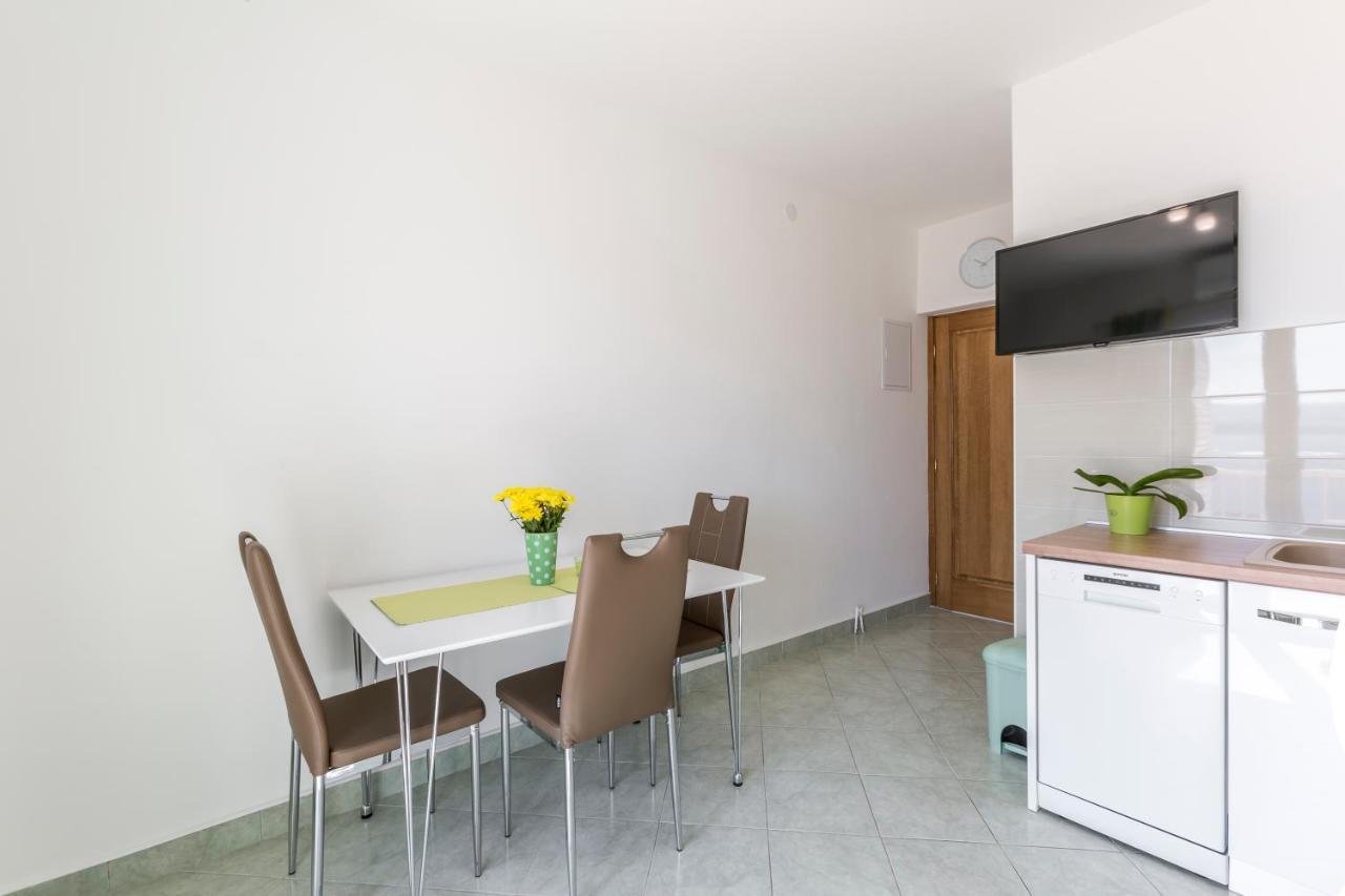 Bezmalinovic Apartment *