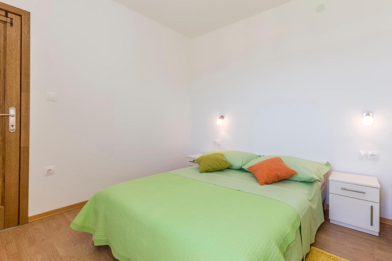 Bezmalinovic Apartment