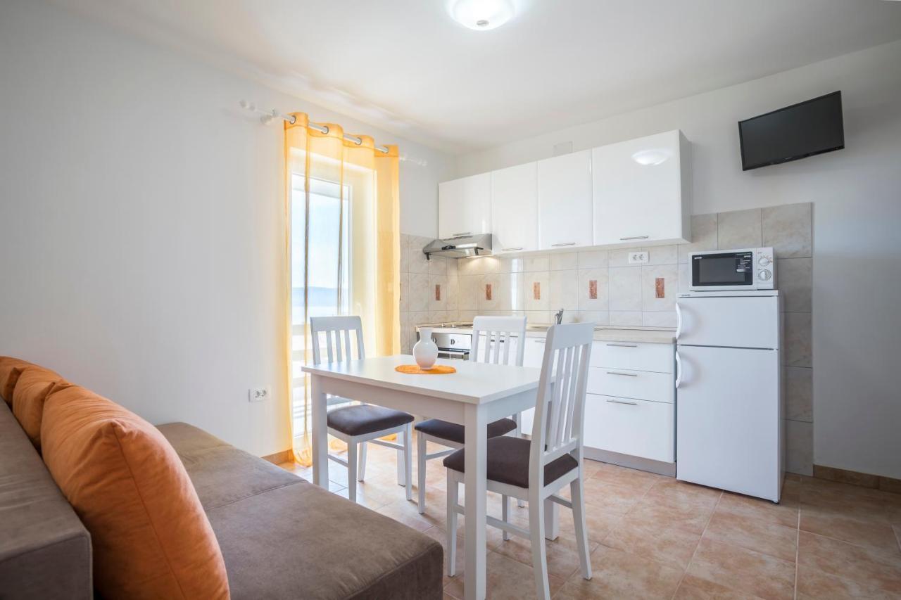 Apartment Bezmalinovic