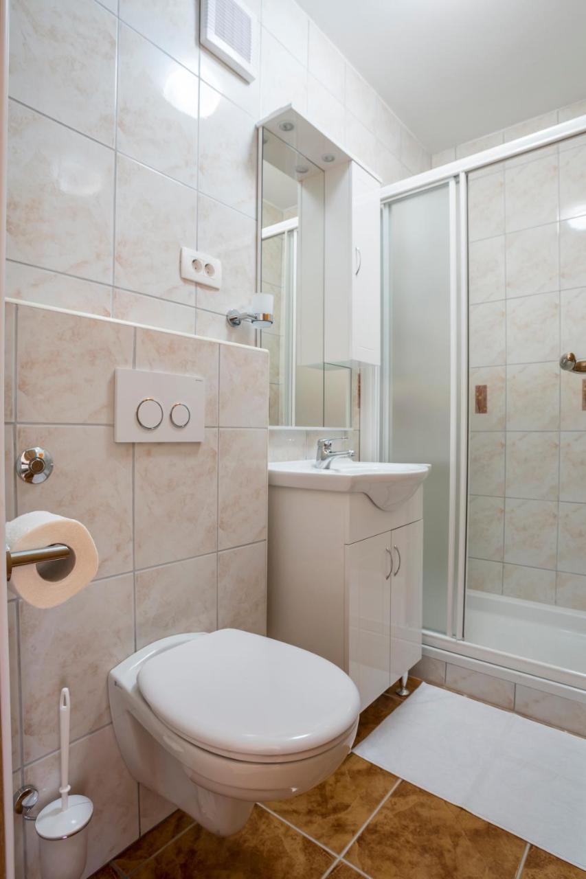 Apartment Bezmalinovic